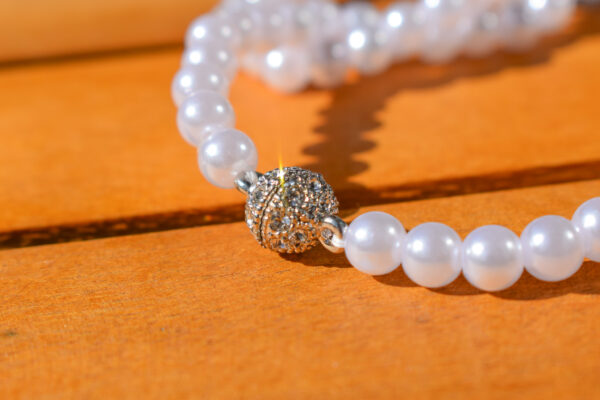 Classy Pearl Choker "Jewelhutby_tt"